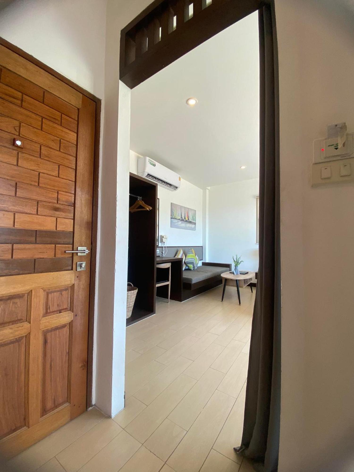 Field-D House Hotel Ko Tao Room photo