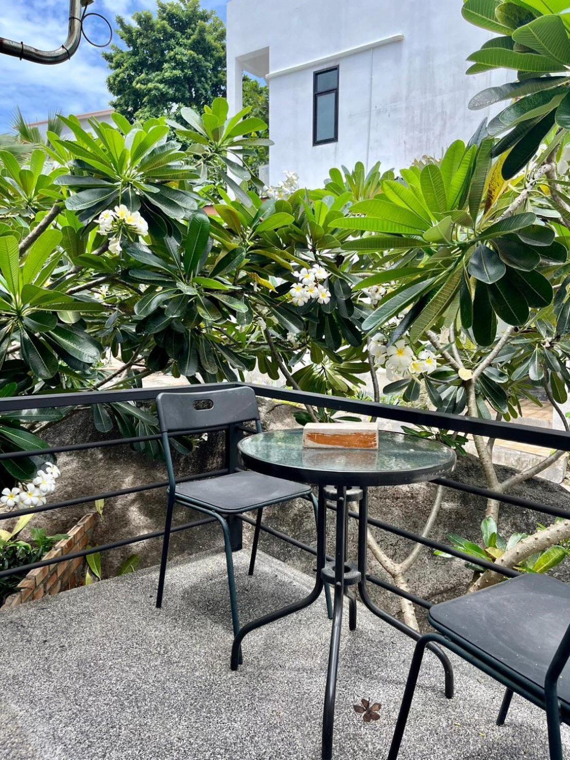 Field-D House Hotel Ko Tao Room photo