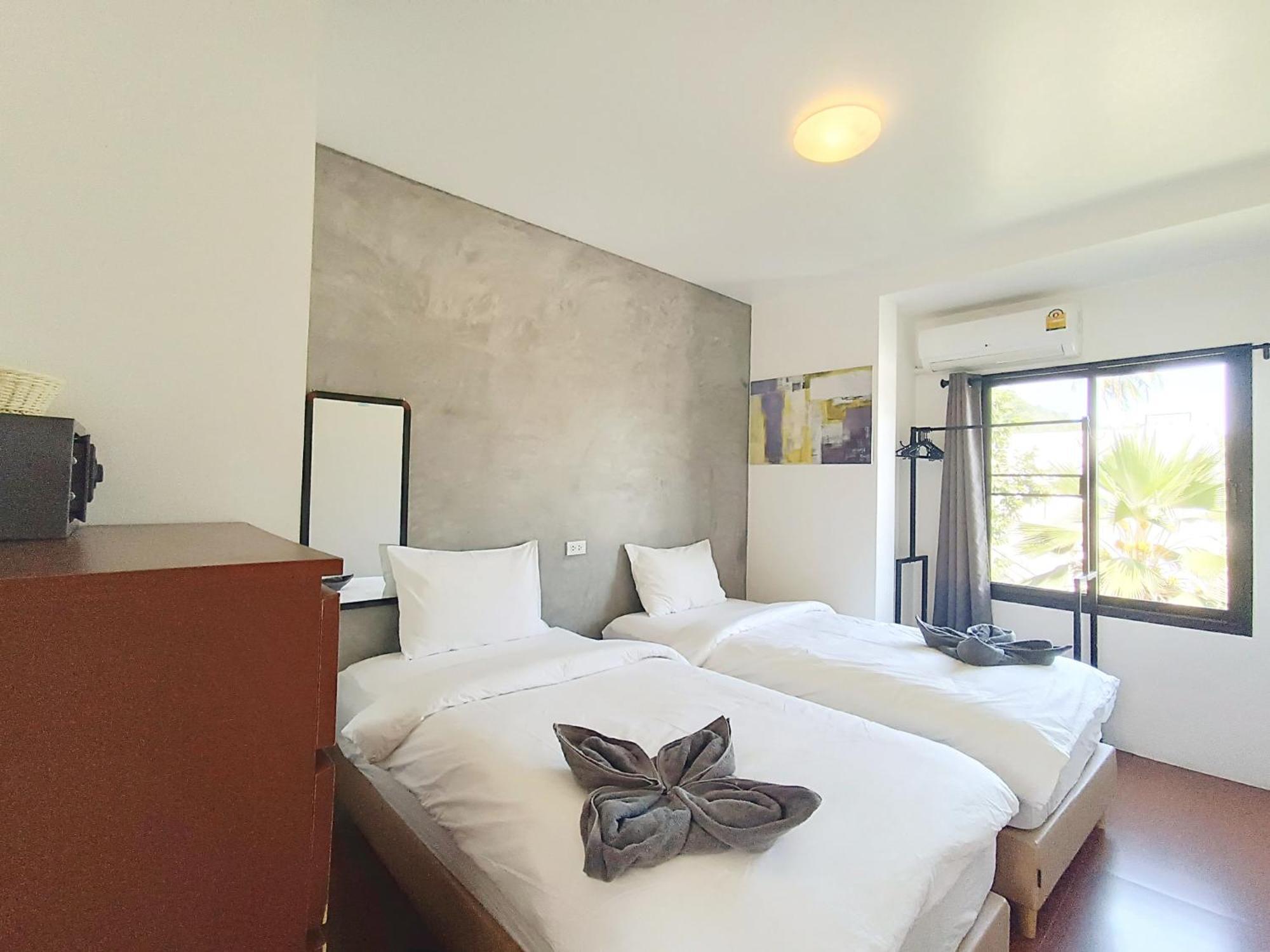 Field-D House Hotel Ko Tao Room photo
